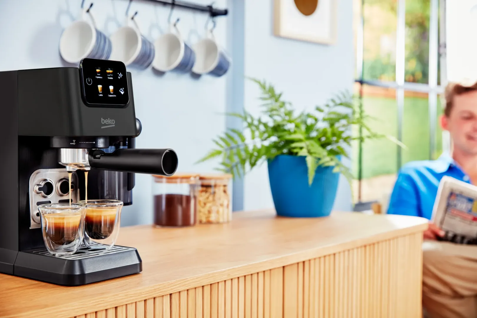 Beko CaffeExperto CEP5303B.