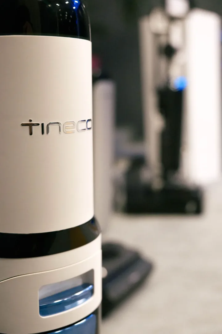 Odkurzacz pionowy Tineco.