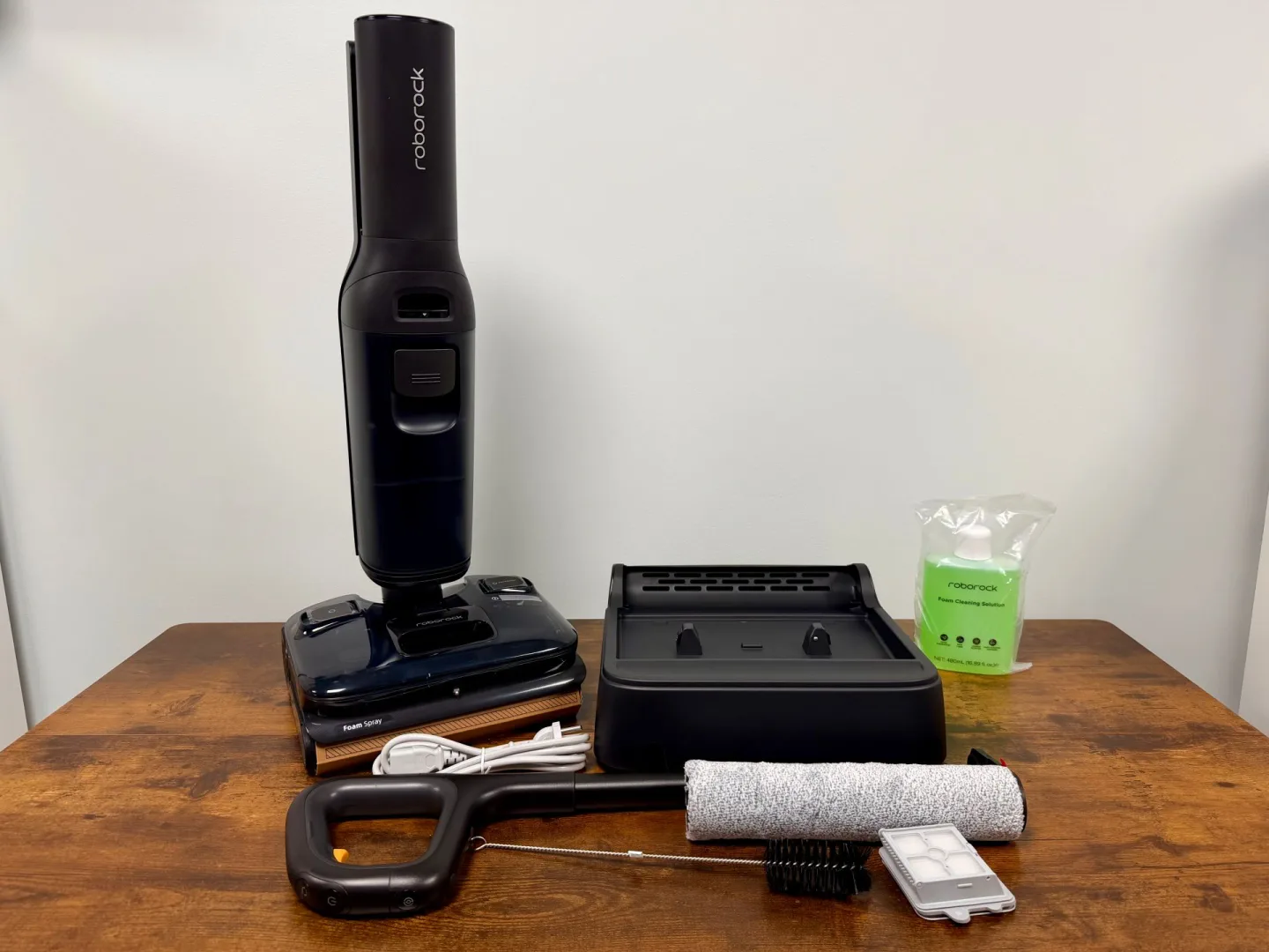 Roborock F25 Ace Pro - zawartość zestawu.