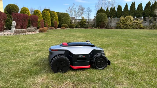 Robot koszący Dreame A3 AWD Pro.