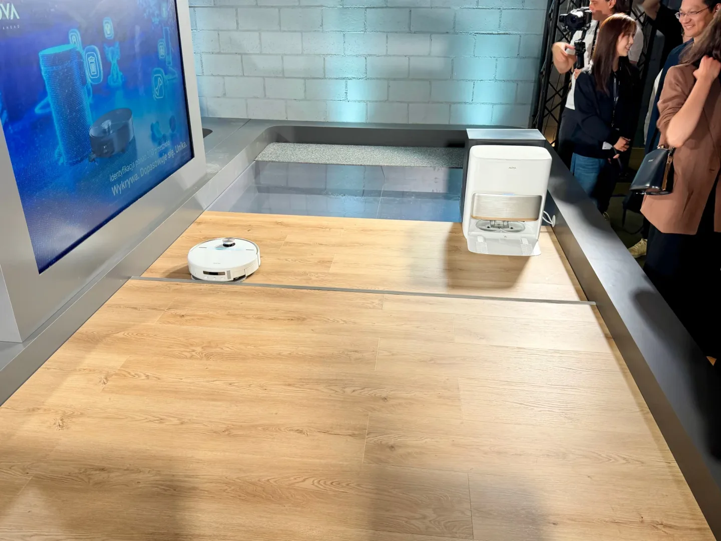 Robot sprzątający MOVA V70 Ultra Complete