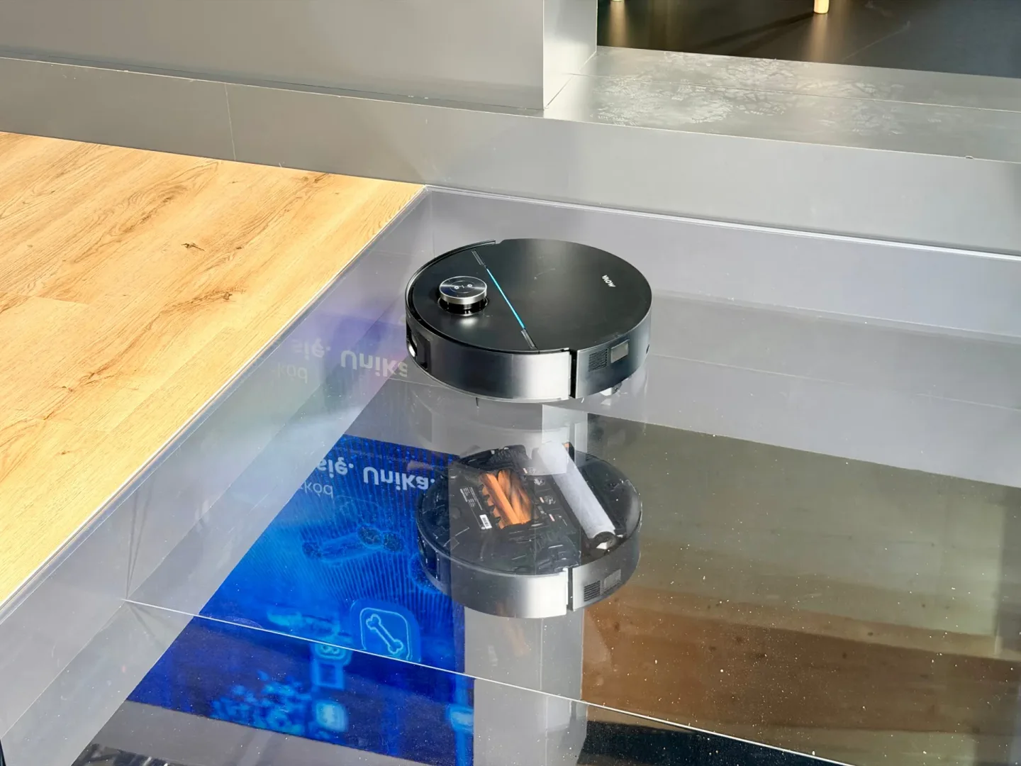 Robot sprzątający MOVA Z70 Ultra Roller