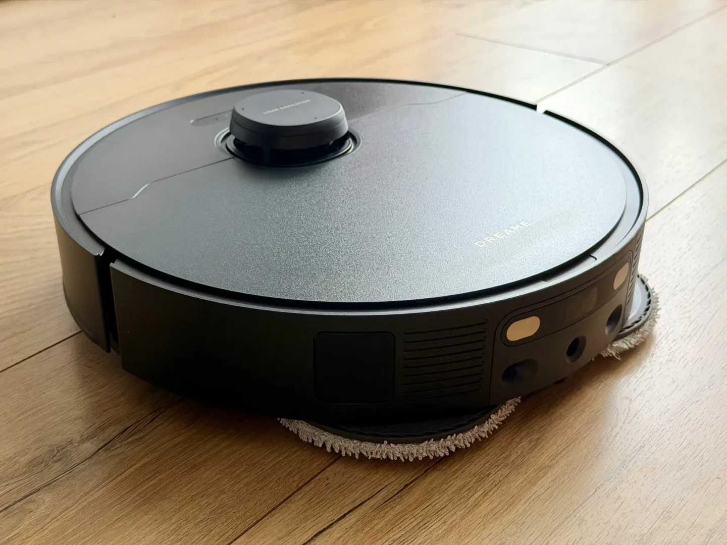 Dreame L50s Pro Ultra  - robot sprzątający z funkcją mopowania.