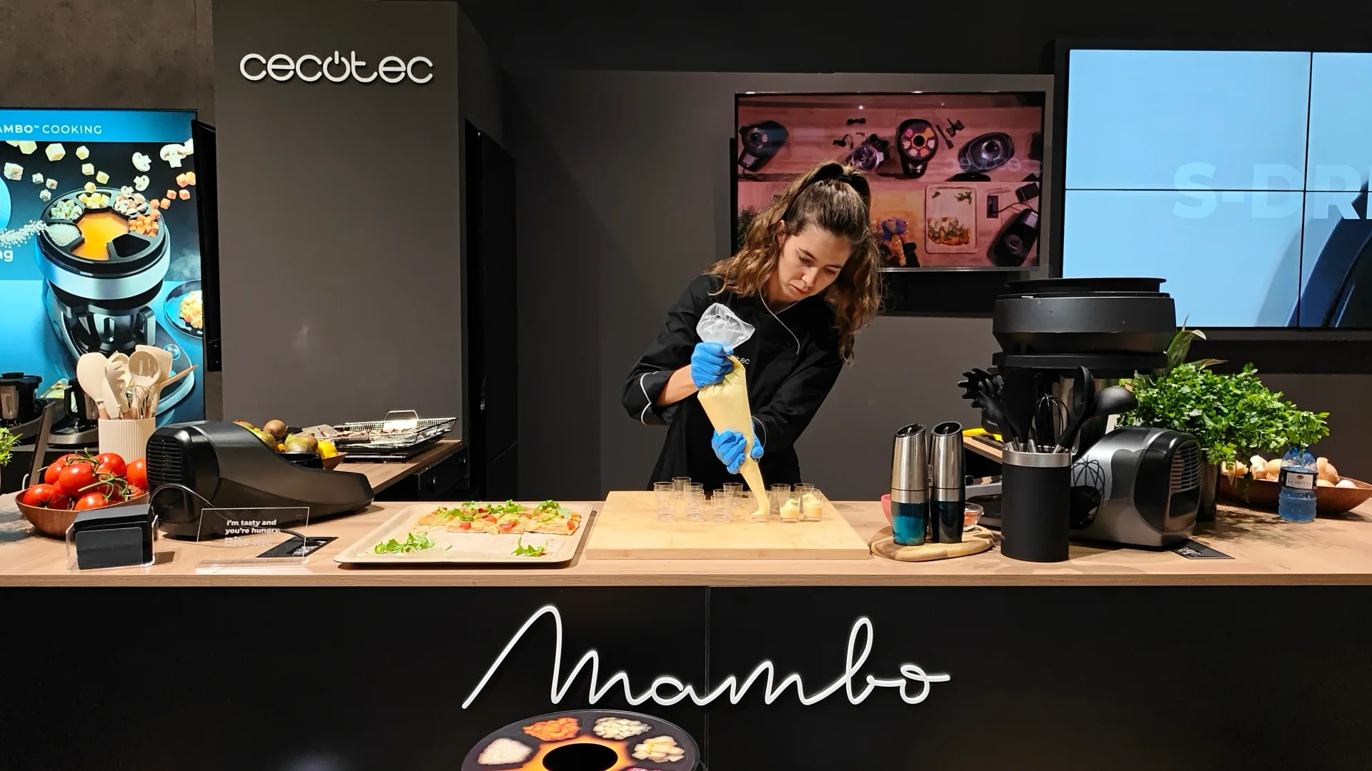 Cecotec na IFA 2026 Berlin - na zdjęciu roboty Mambo