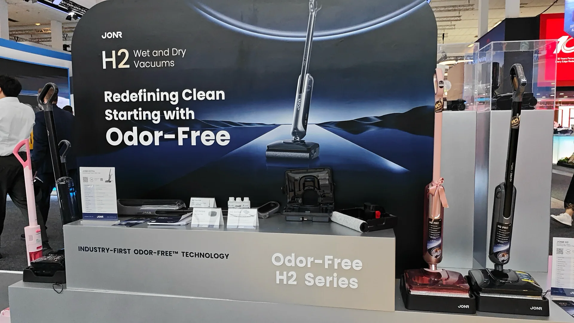 JONR na IFA 2026 w Berlinie - na zdjęciu odkurzacze pionowe z technologią Odor-Free